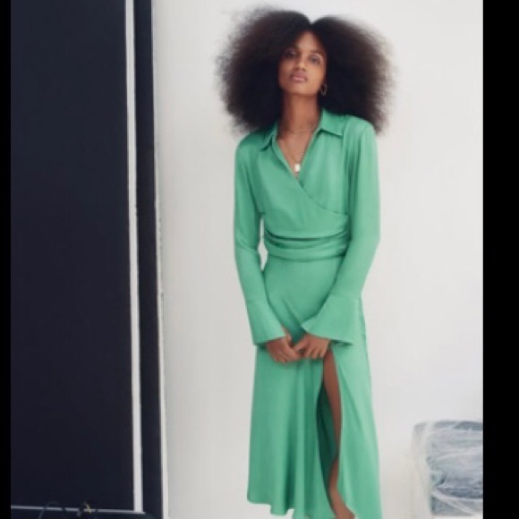 NEW beautiful zara satin top! Size S / 26 - Picture 4 of 4